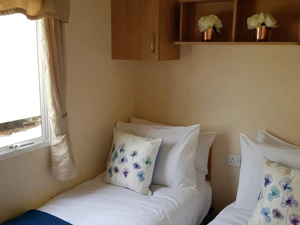 Pitch & Canvas - Self Catering at Broad Oak Farm