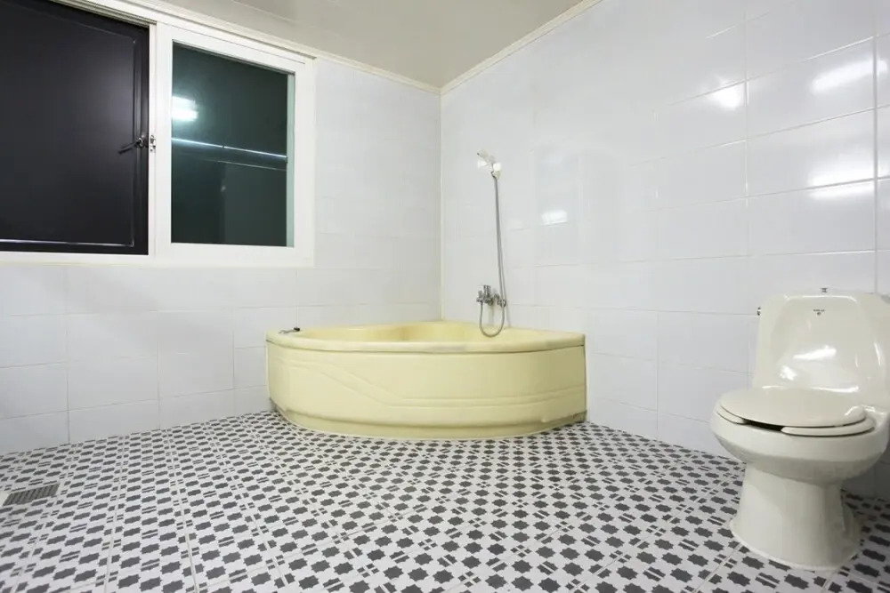 Cheonan El Hotel