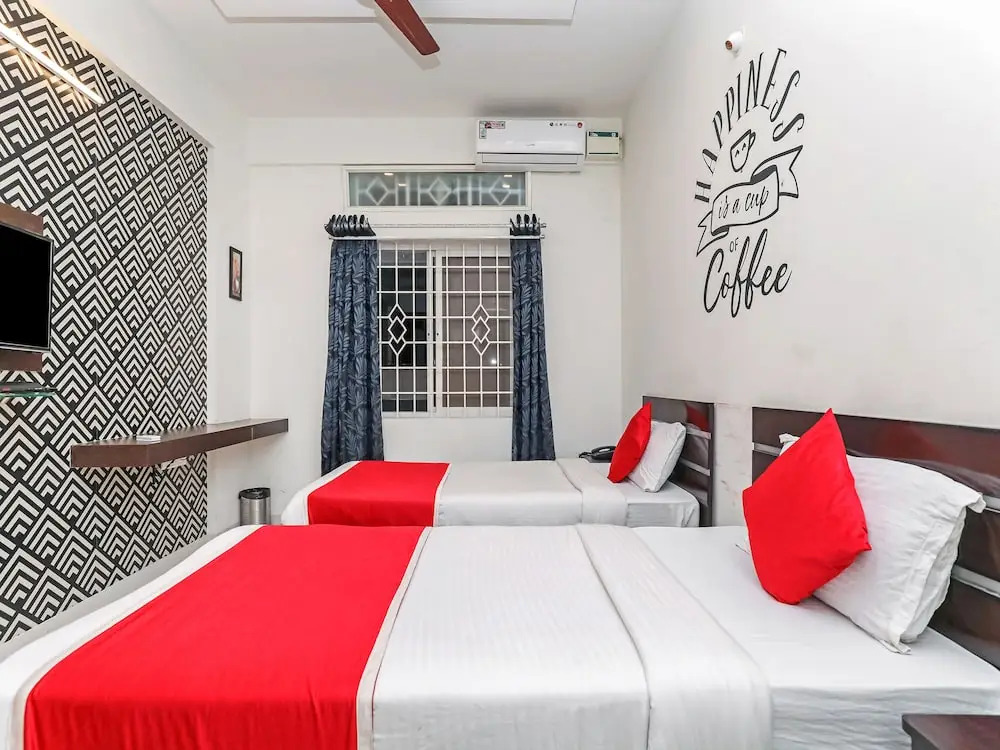OYO 10026 Hotel Kings Suites