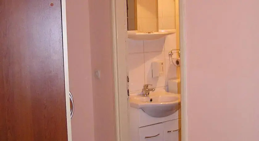 Apartments Stojanac