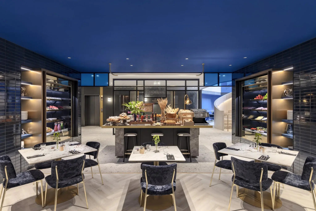 Hotel Indigo Melbourne Little Collins by IHG
