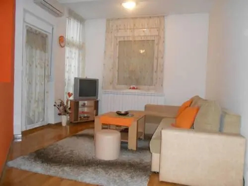 Apartment Orange