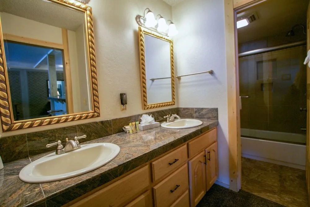 Summit 103 1 Bedroom 1 Bathroom Condo