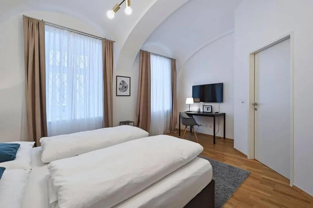 Vienne City Apartment Crown 6