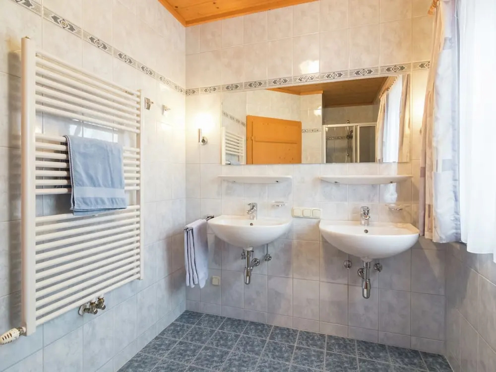 Cozy Chalet With Sauna in Grossarl