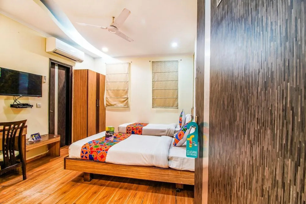 Fabhotel The Residency