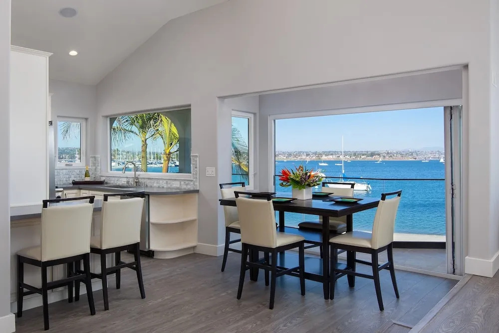 Point Break 5 6 Bedroom Villa