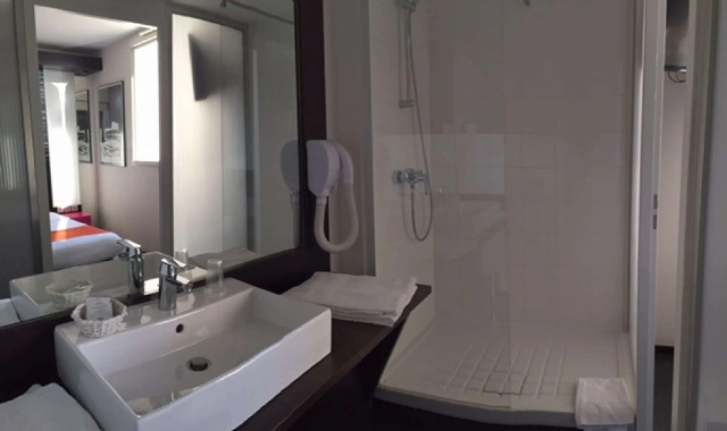 Hôtel Gardenia Bordeaux Est