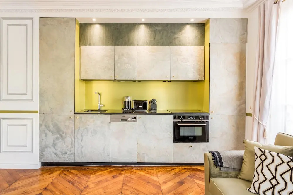Sunshine 2 bedroom - Luxury at Louvre