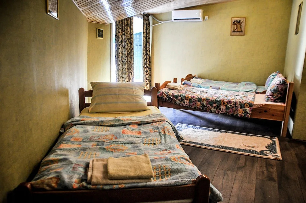 Hostel Otard