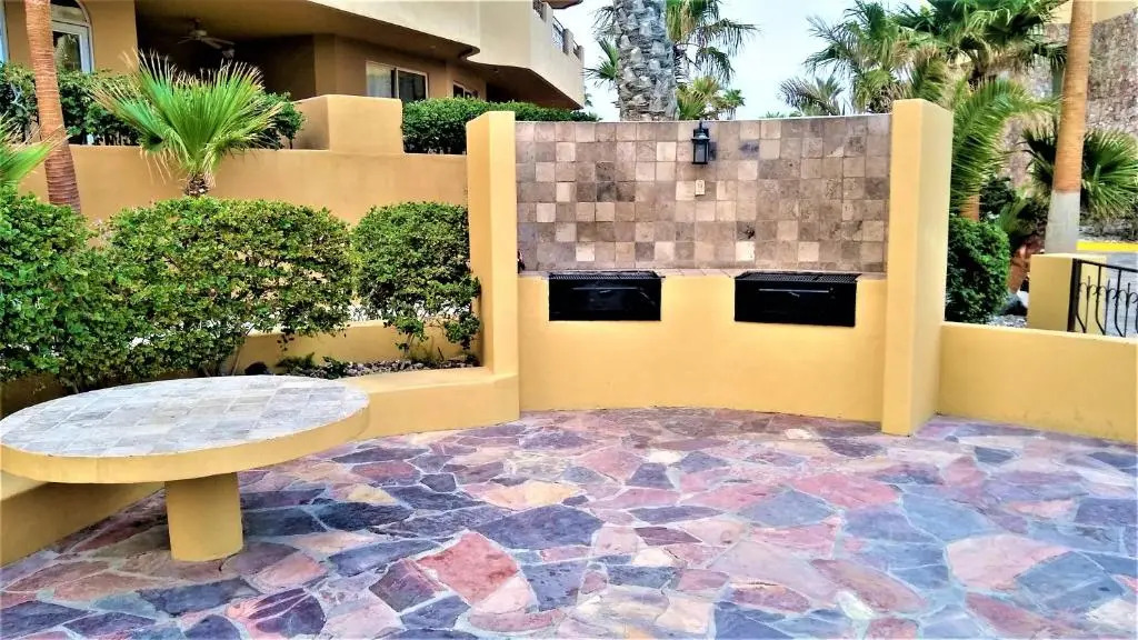 Bella Sirena Luxury Resort 205-D