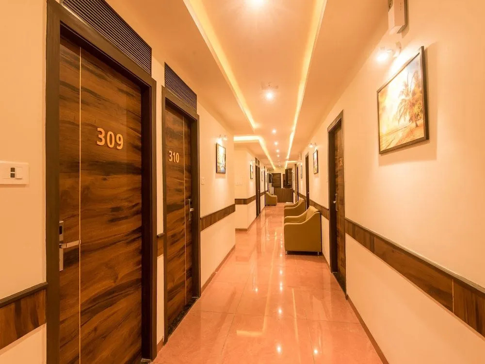 Отель Pearl BKC Inn