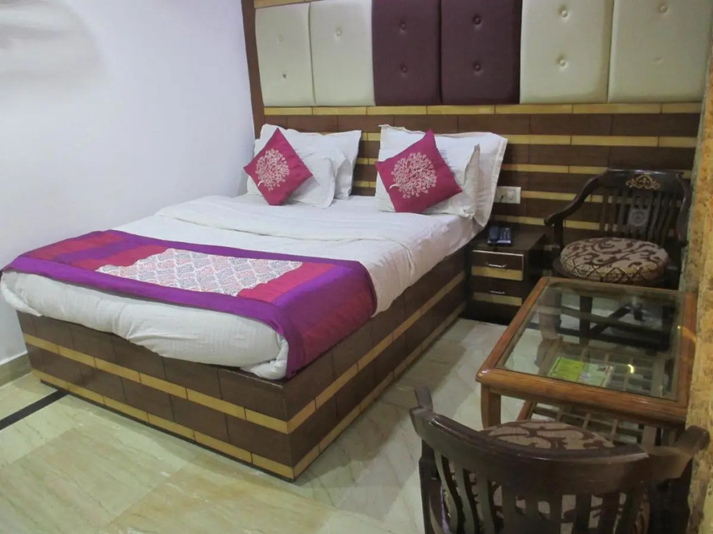 Hotel Luxmount