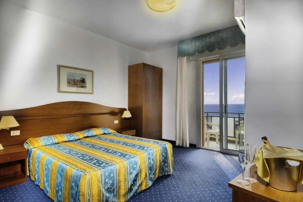 Hotel London