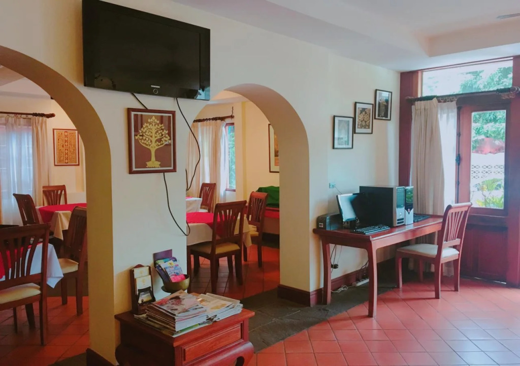 Avilla Phasouk Hotel