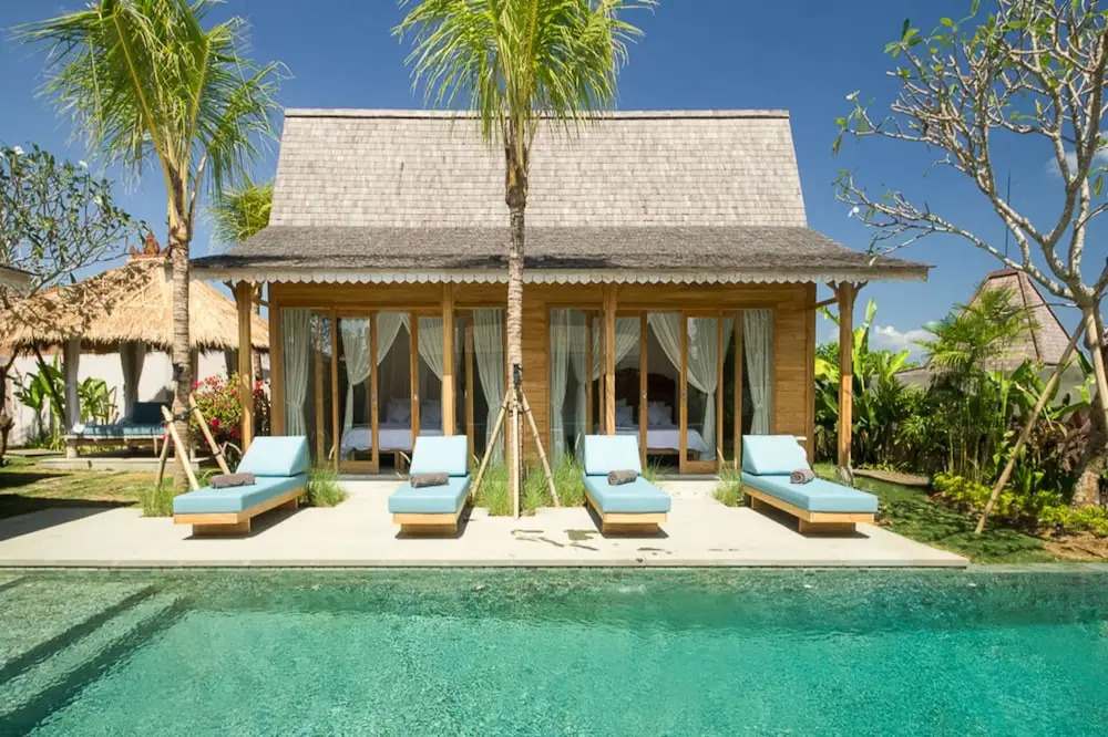 Luxury 4 Bedroom Villa With Private Pool, Bali Villa 2006