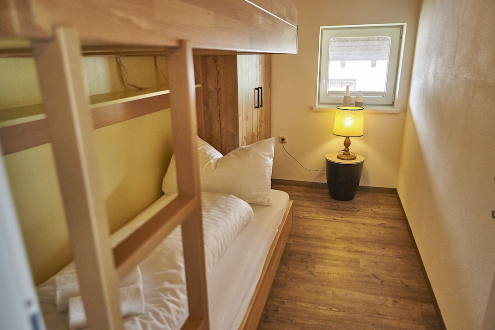 Delfi Ski & Bike Apartments