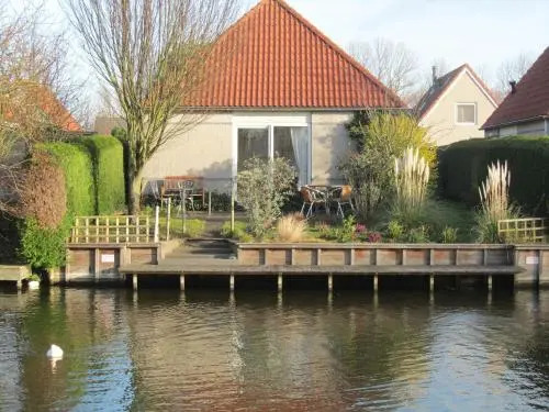 Holiday home Bungalowpark De Vlietlanden 1
