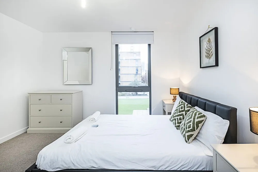 Lucienne Apartments by Flexystays
