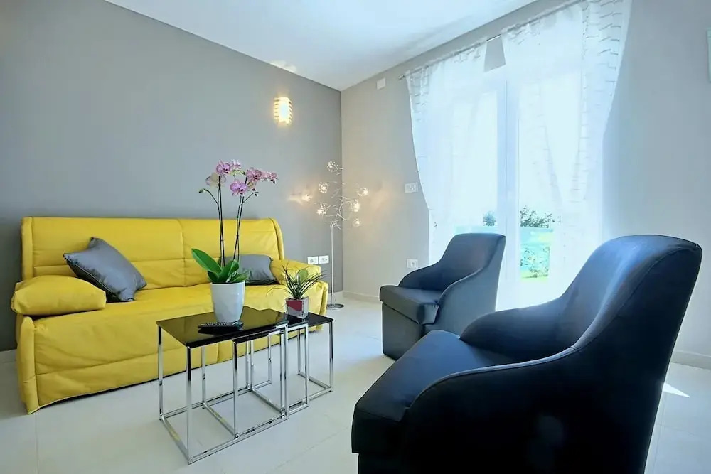 Casa Mondo