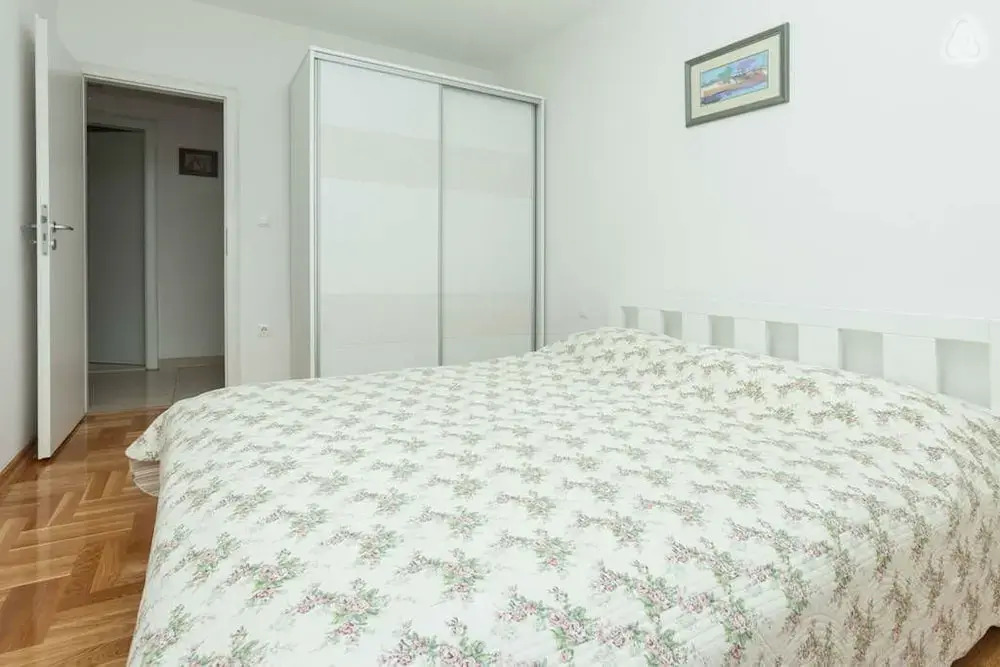 Apartment Sun