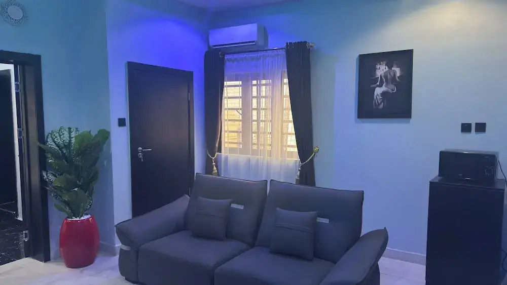 Next Level Hotel & Suites