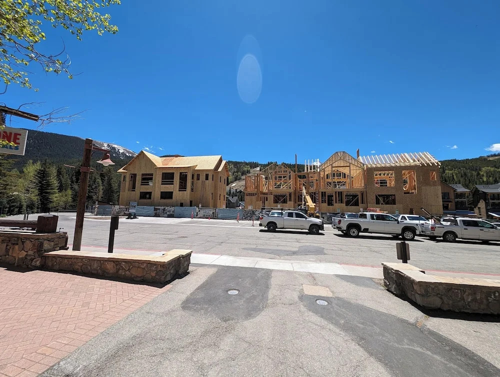 Arapahoe Lodge 8116
