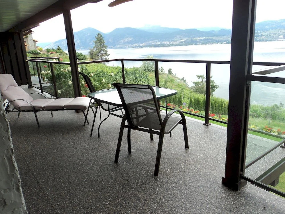 Paradise Cove Guest House