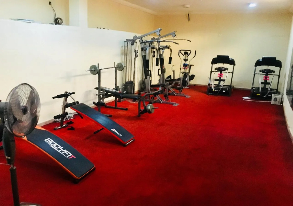Duoban Hotel & Suite