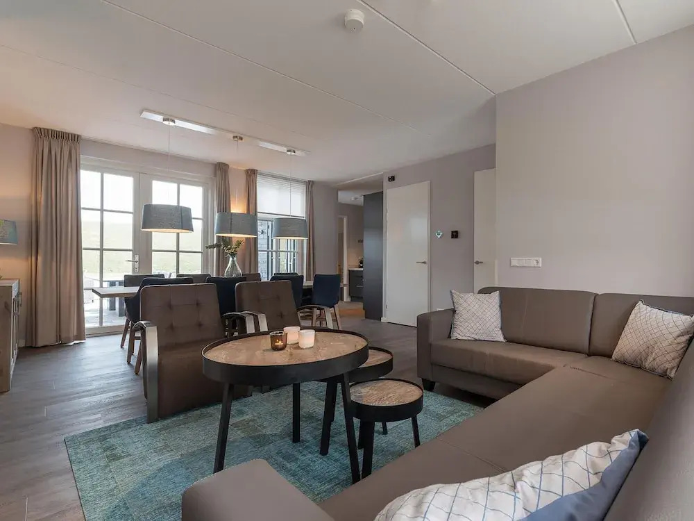 Holiday Home Colijnsplaat near Beaches