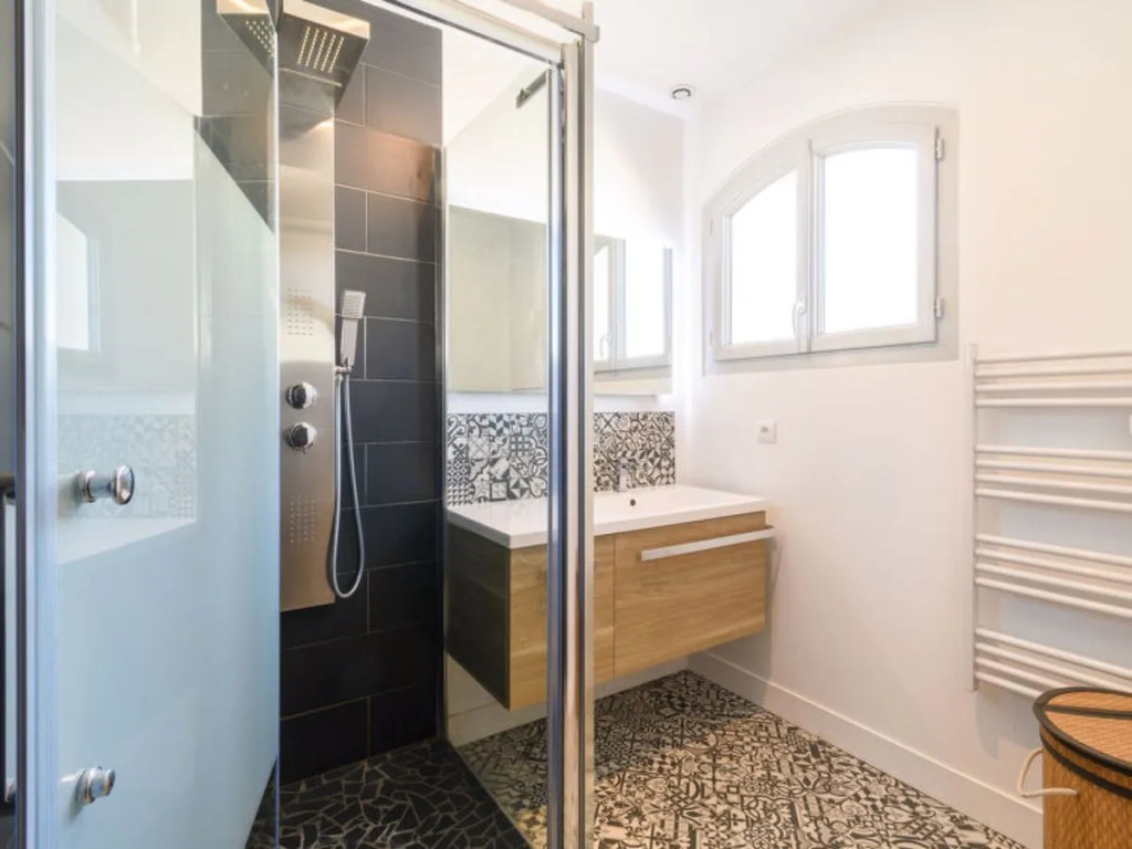 Apartment  Dade Neurazy 38656