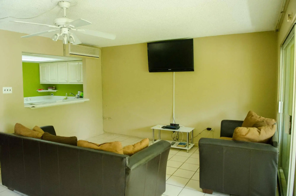 Seawind On the Bay - Apartments