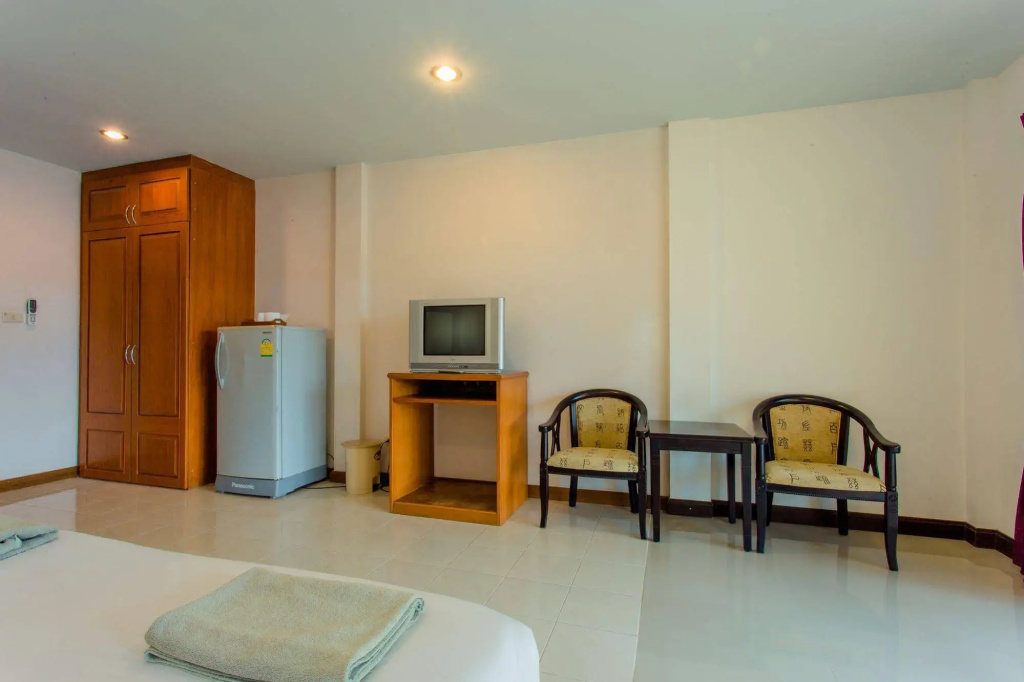 Surin Sunset Hotel - SHA