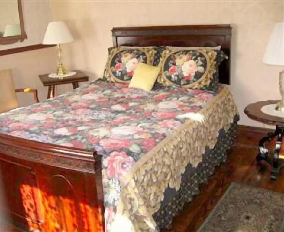 Pensacola Victorian Bed & Breakfast