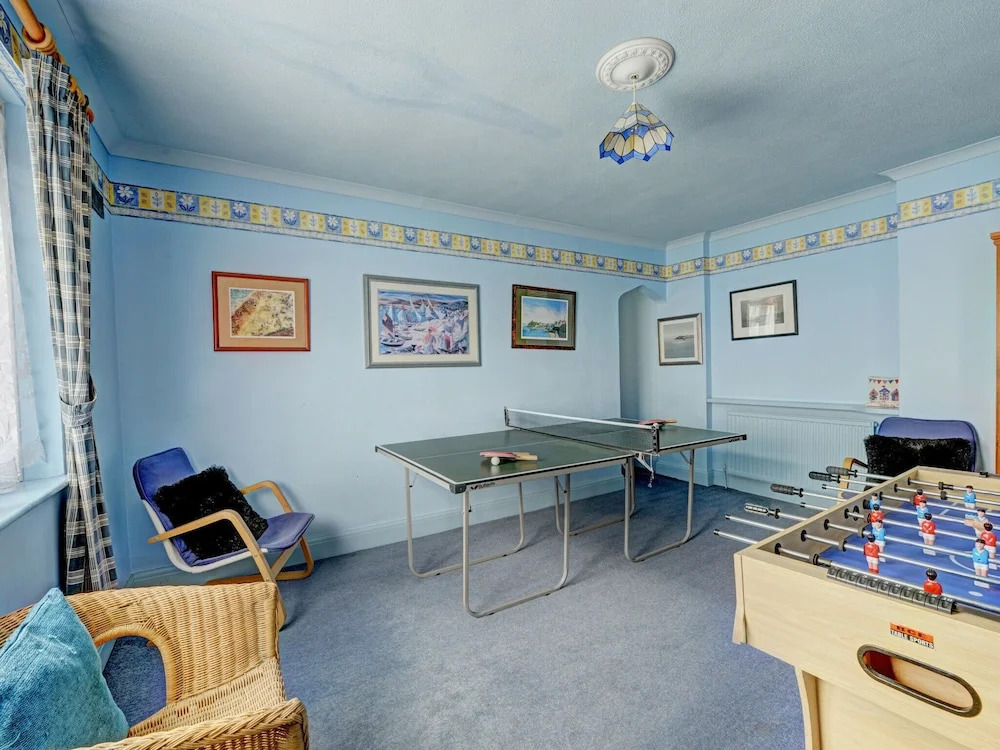 Modern Holiday Home in Tenby With Patio