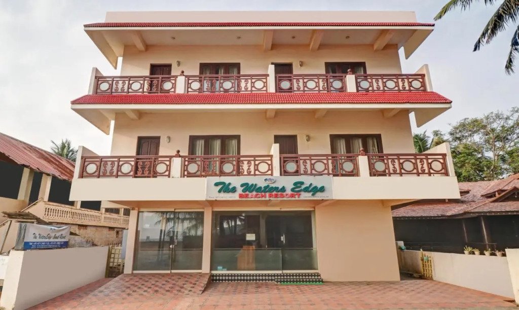 Itsy Hotels The Waters Edge Beach Resort