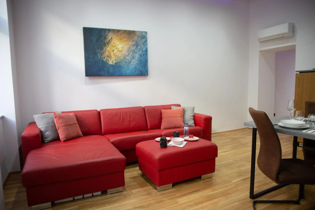 AM-Residence No 8