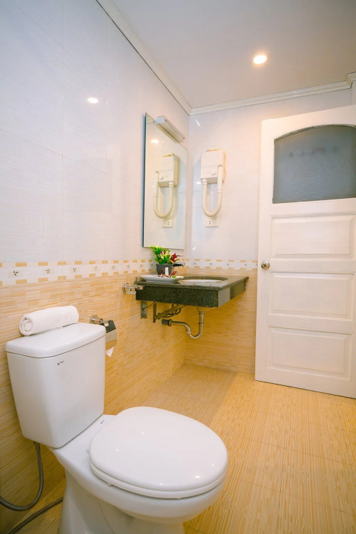 Royal Hotel Ha noi