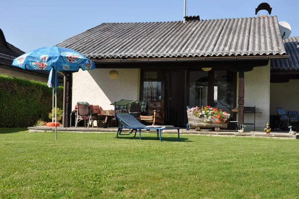 Seebungalows Wedenig direkt am See