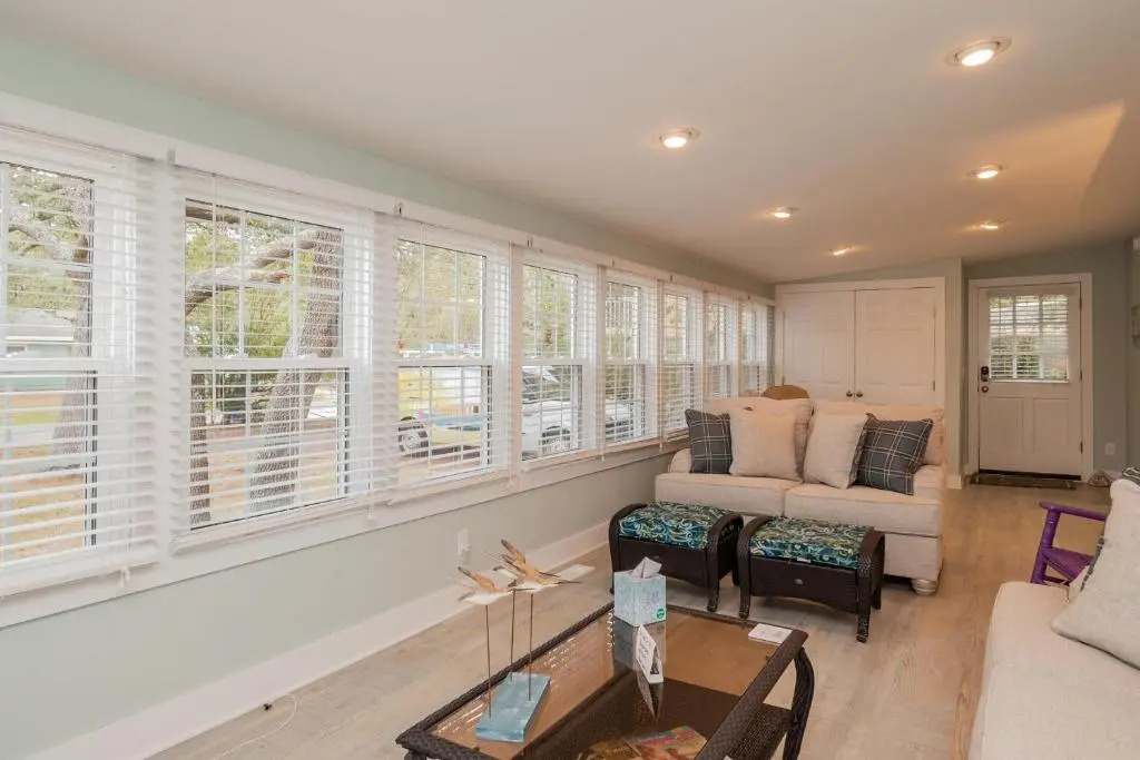 Bills Place by Oak Island Accommodations
