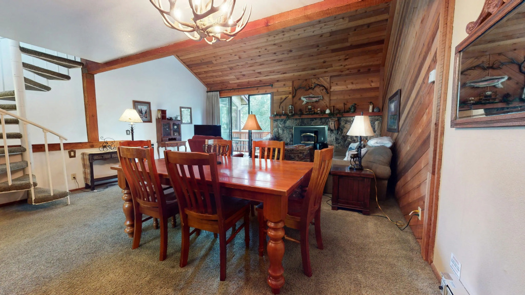Mammoth Sierra Townhomes #32