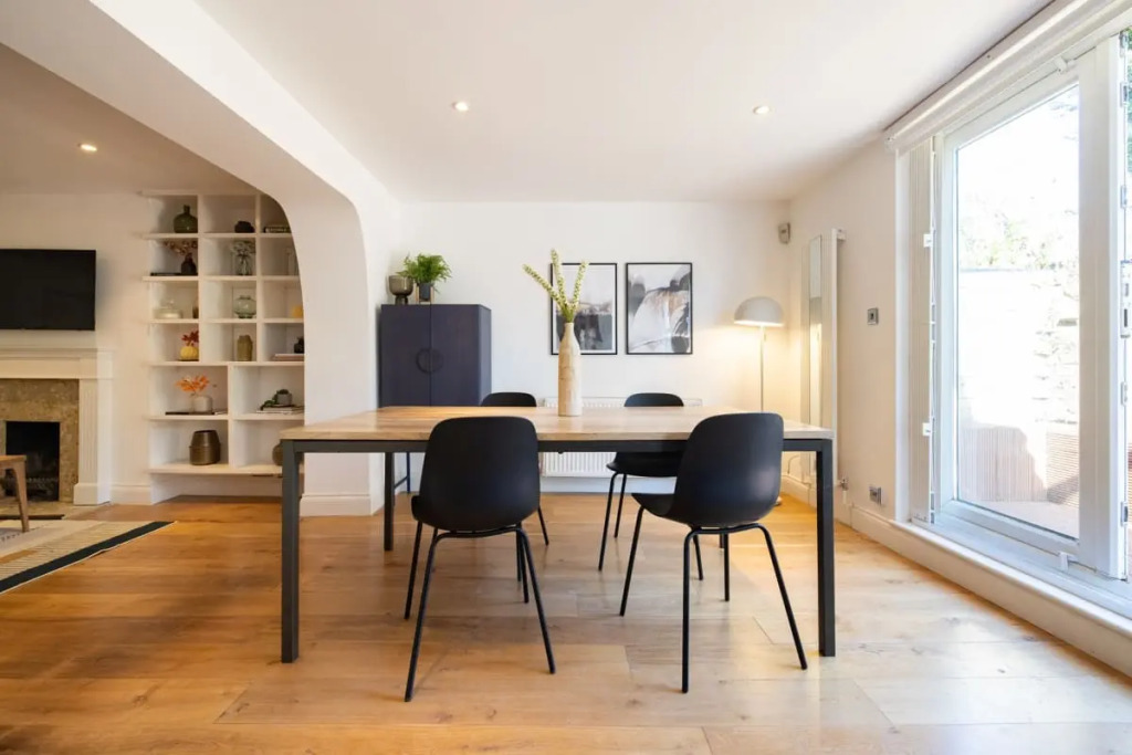The West Hampstead Wonder  - Stunning 2BDR with Study Room and Garden