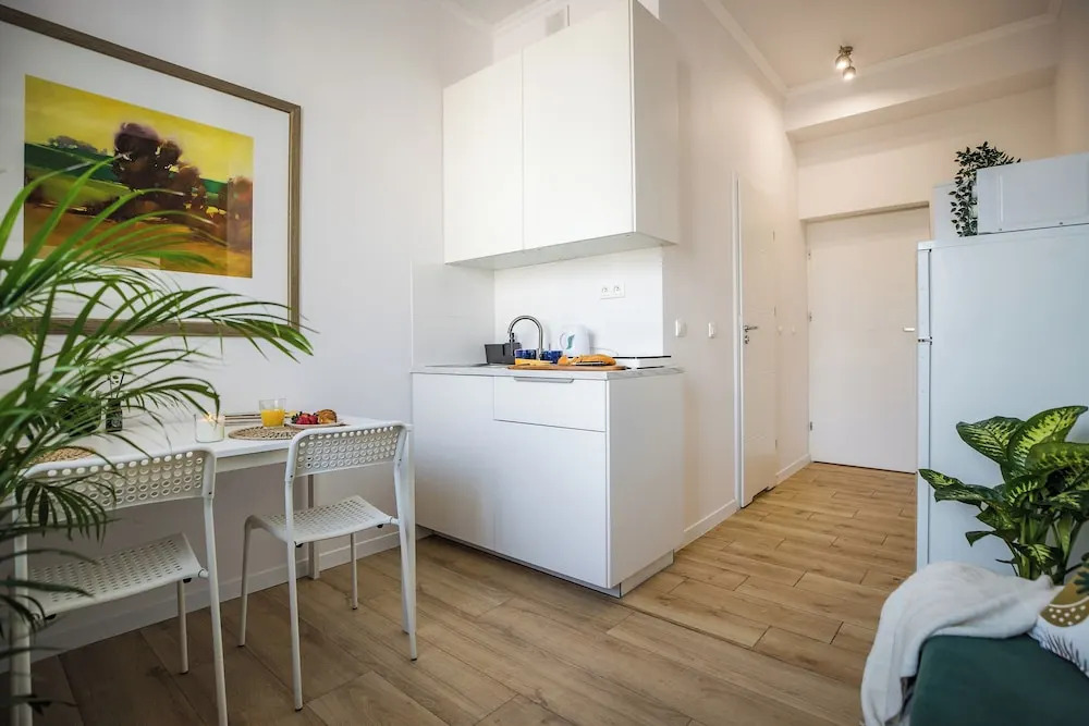 UnitApartments Studio Warszawa Zachodnia - blisko komunikacji lotnisko Chopina Blue City MGR