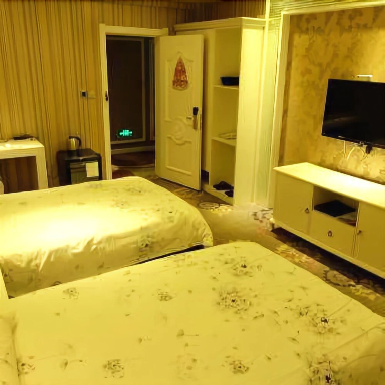 Shidongjin Art Hotel (Xixia Yigao Branch)