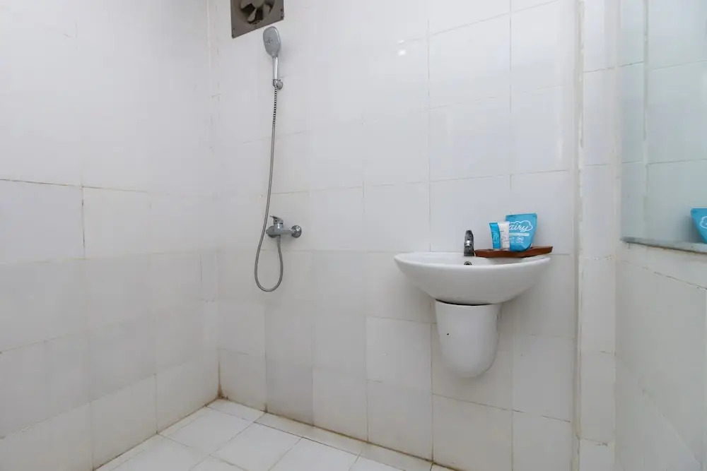 Airy Jimbaran Celagi Basur 1 Bali