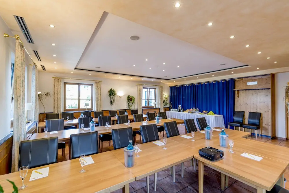 Seehof Hotel am Aartalsee