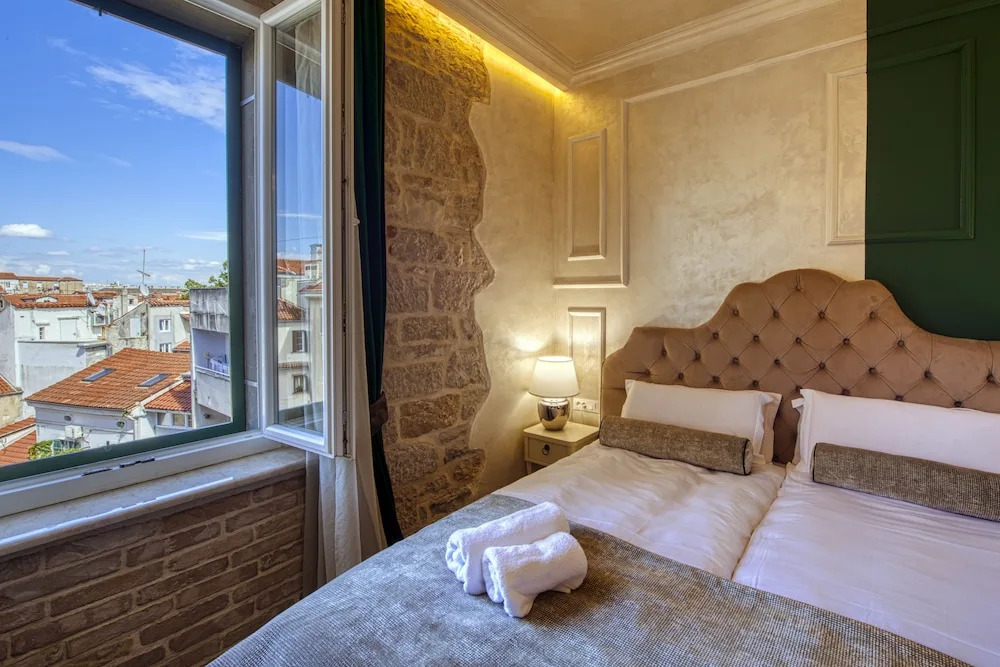 Riva Palace - design rooms