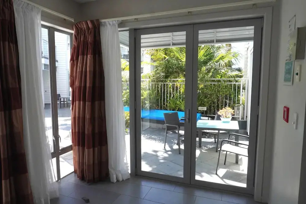Paihia Waterfront 1 Bedroom Apt & Pool