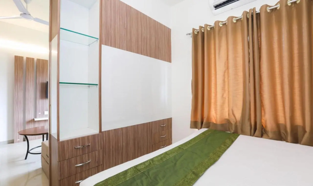 Treebo Sapphire Studio