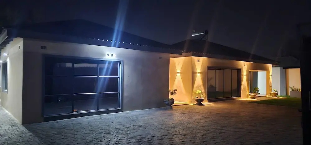 Villa De Luna in Avondale, Lomagundi Road